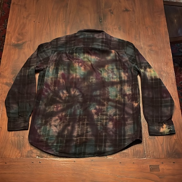 Upcycled George Tie-Dye Flannel Women’s Button Down Shirt Size Large - Picture 3 of 6
